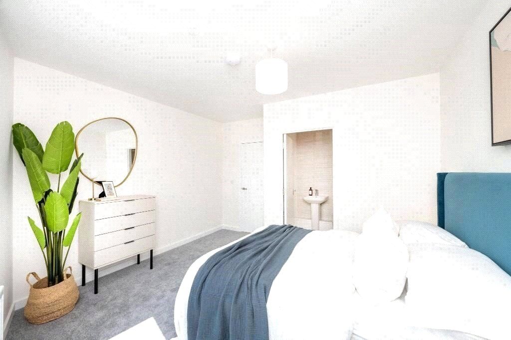 Property photo 3 of 16 Bedroom