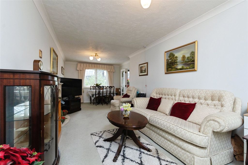 Property photo 1 of 11 Picture No. 14