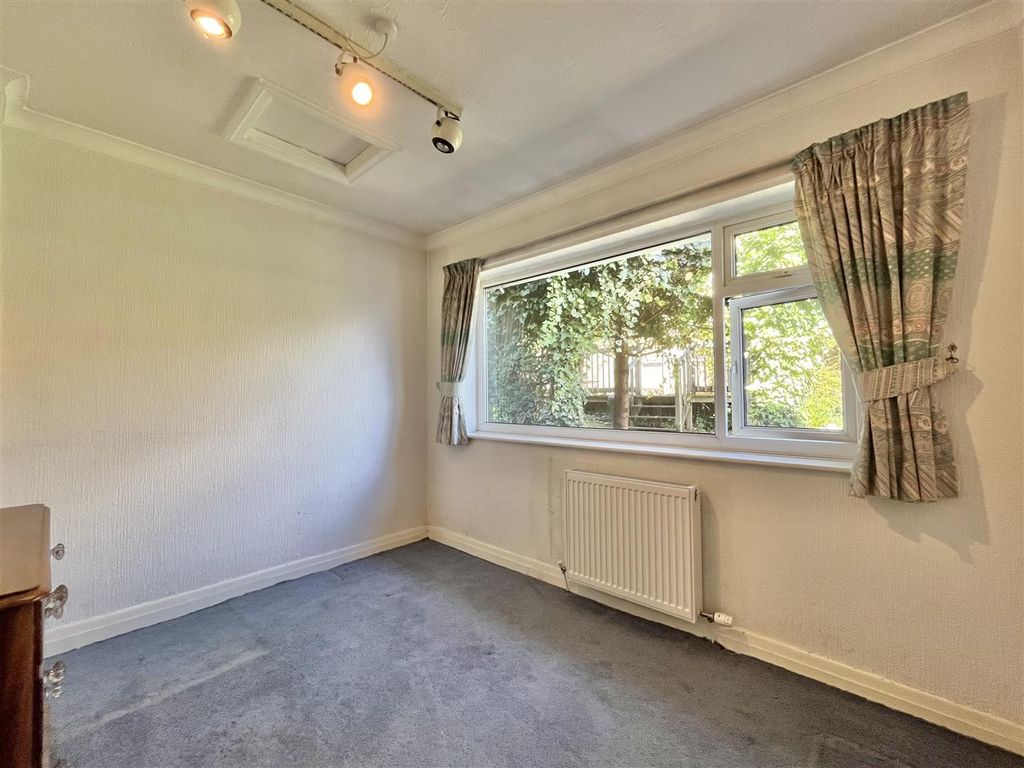 Additional image 8 of 3 bed detached bungalow for saleElm Grove, Glossop SK13