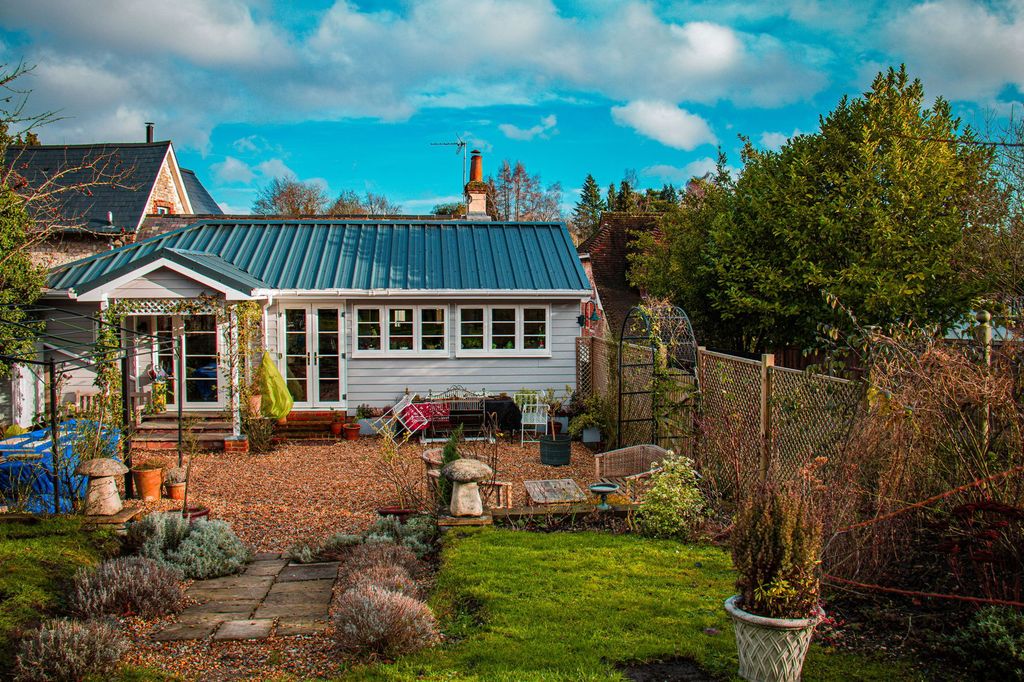 Property photo 1 of 49