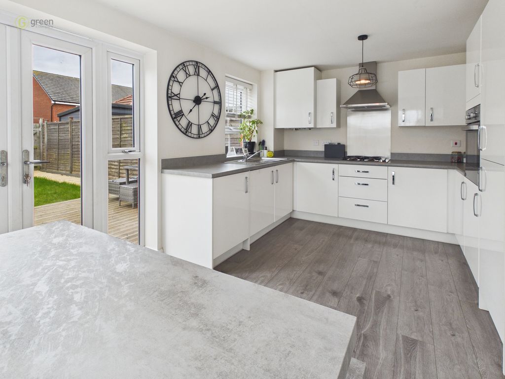 Property photo 3 of 19 546F31301Ddb429c8A7645Fa10Ac1c08100Cam04425G0Pr0383Still004