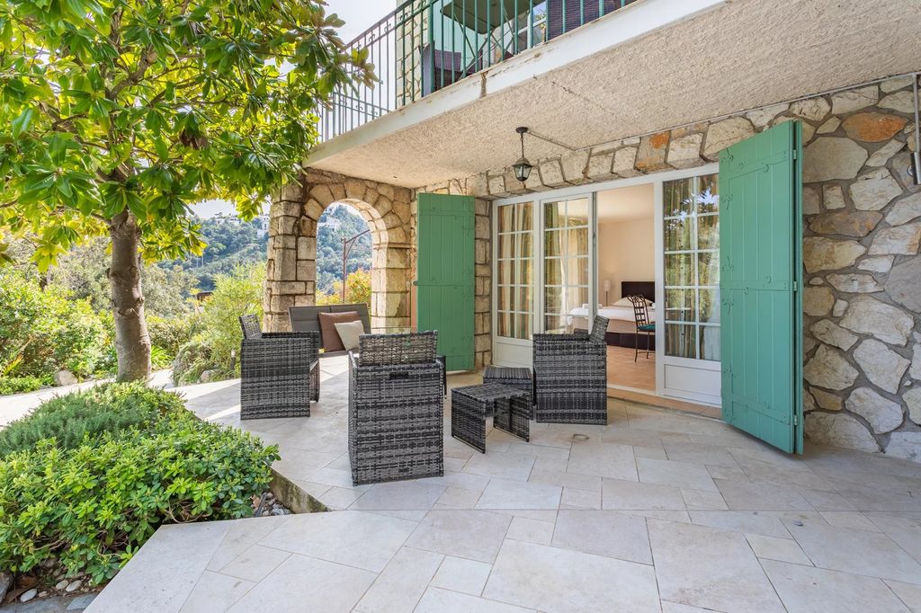 Property photo 3 of 45