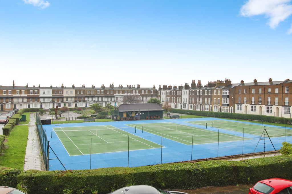 Property photo 2 of 13 Photography