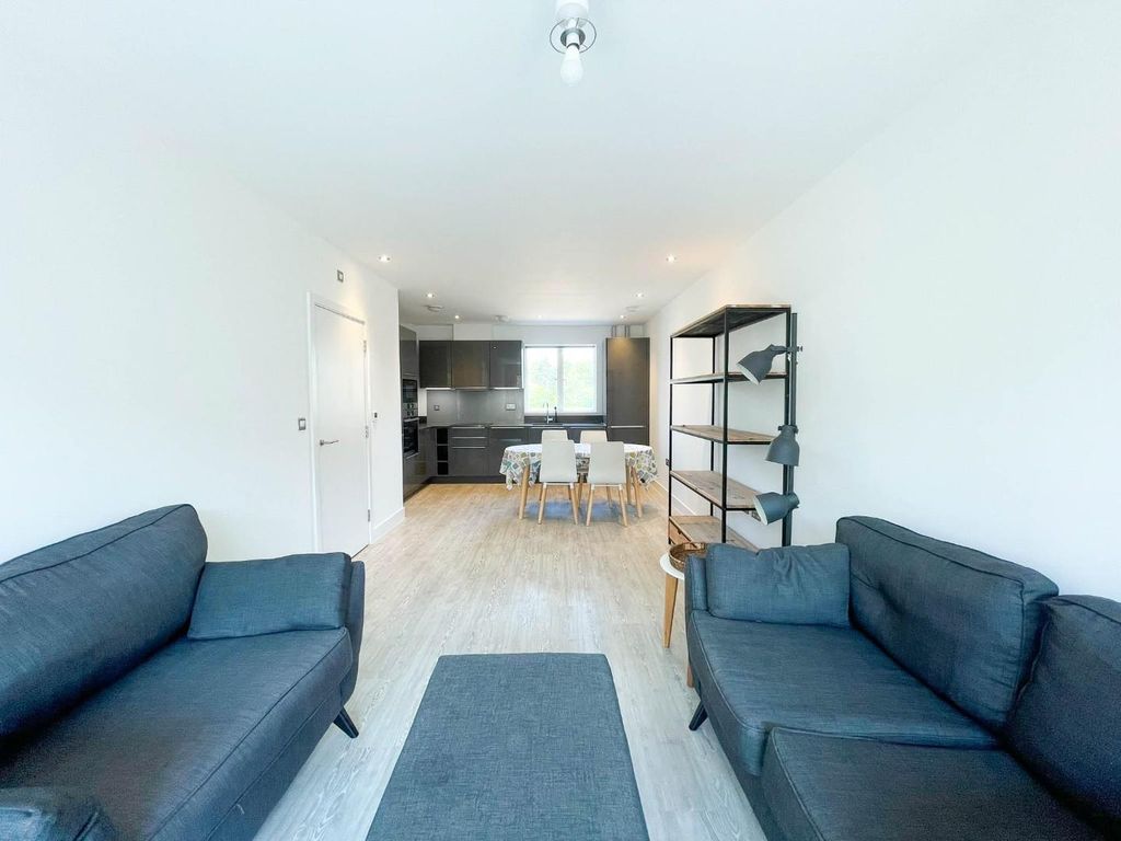 Property photo 3 of 12 A0F145F5-2d24-4c07-Aa69-5E4c80Adfa28.Jpg