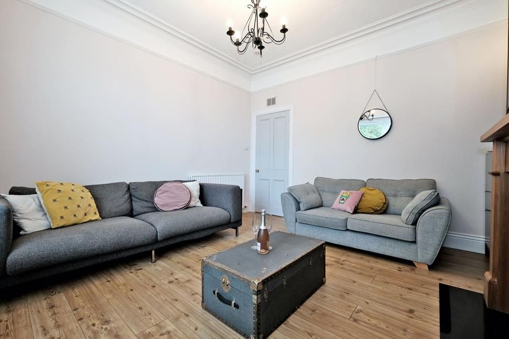 Property photo 3 of 8 7107237