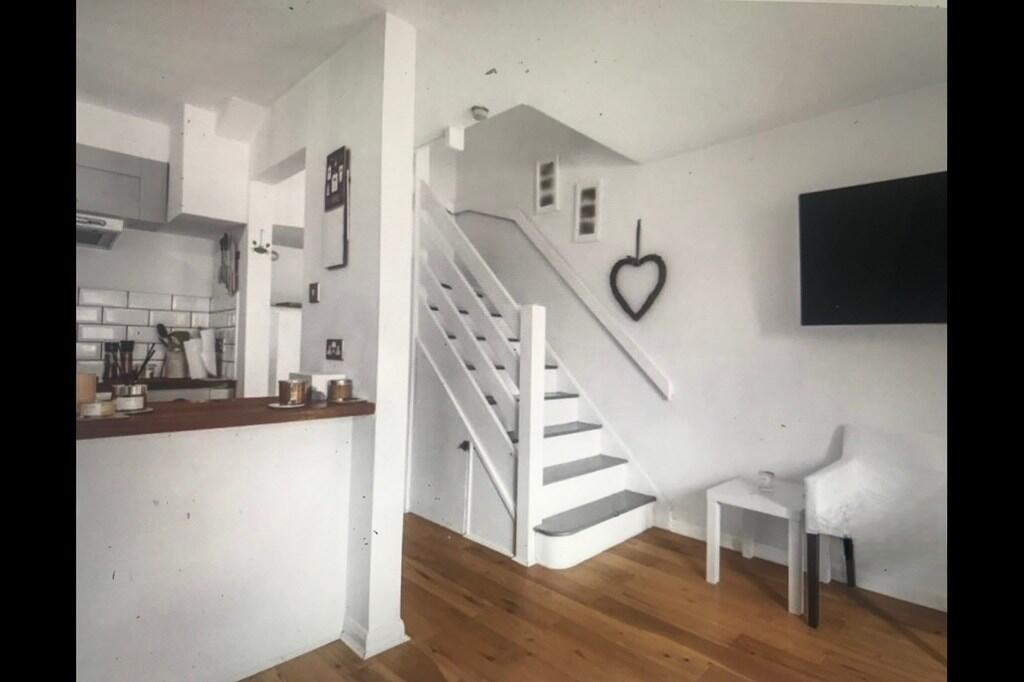 Property photo 3 of 5