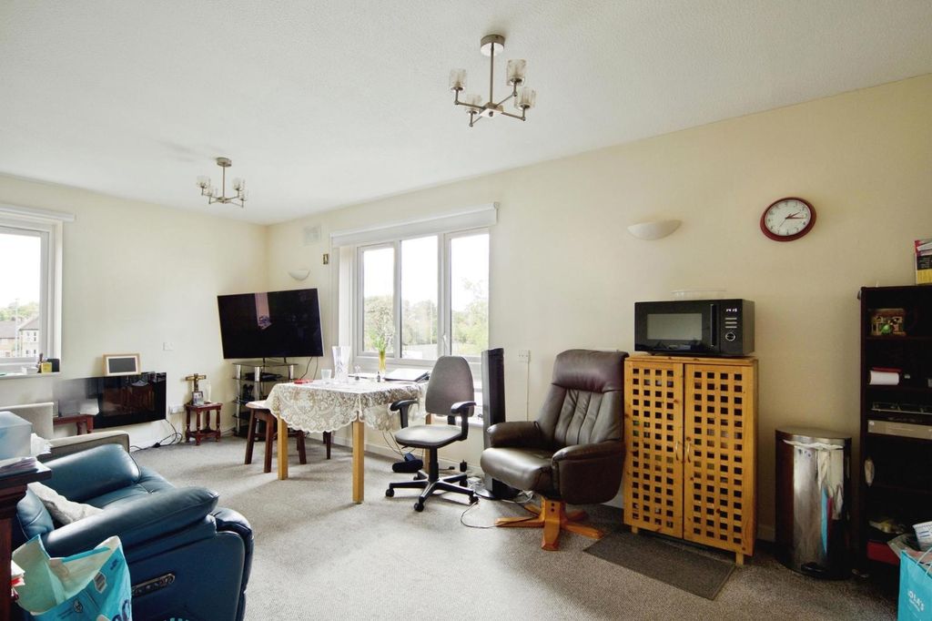 Property photo 2 of 15 Pbox-Img.Jpg