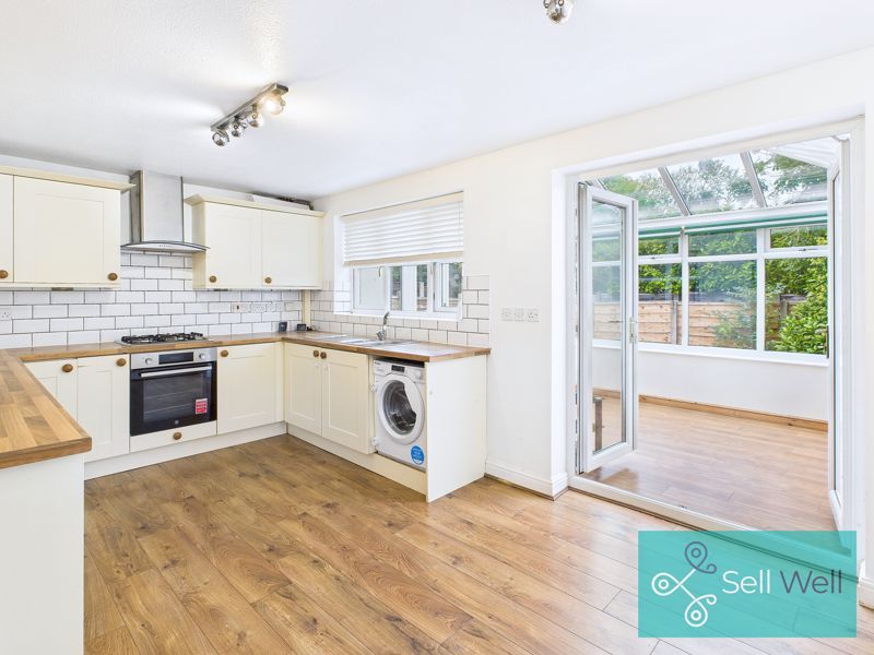 Property photo 3 of 17 Kitchen/Diner