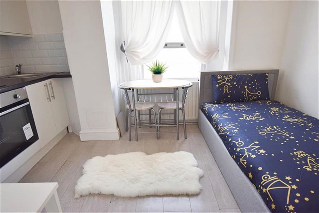 Property photo 1 of 16 (Main)