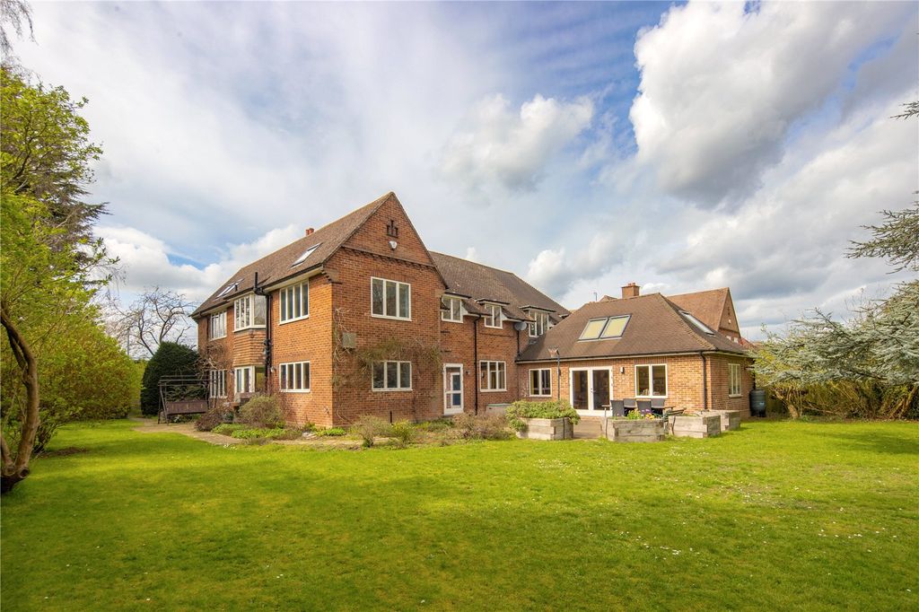 Property photo 1 of 20 Rear