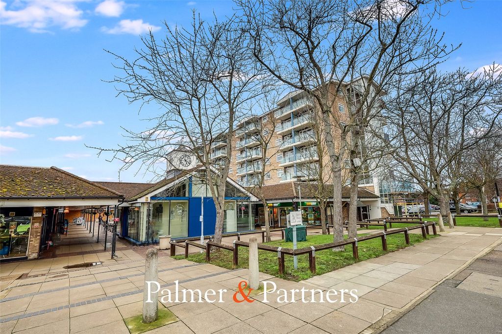 Property photo 3 of 12 Picture No. 04