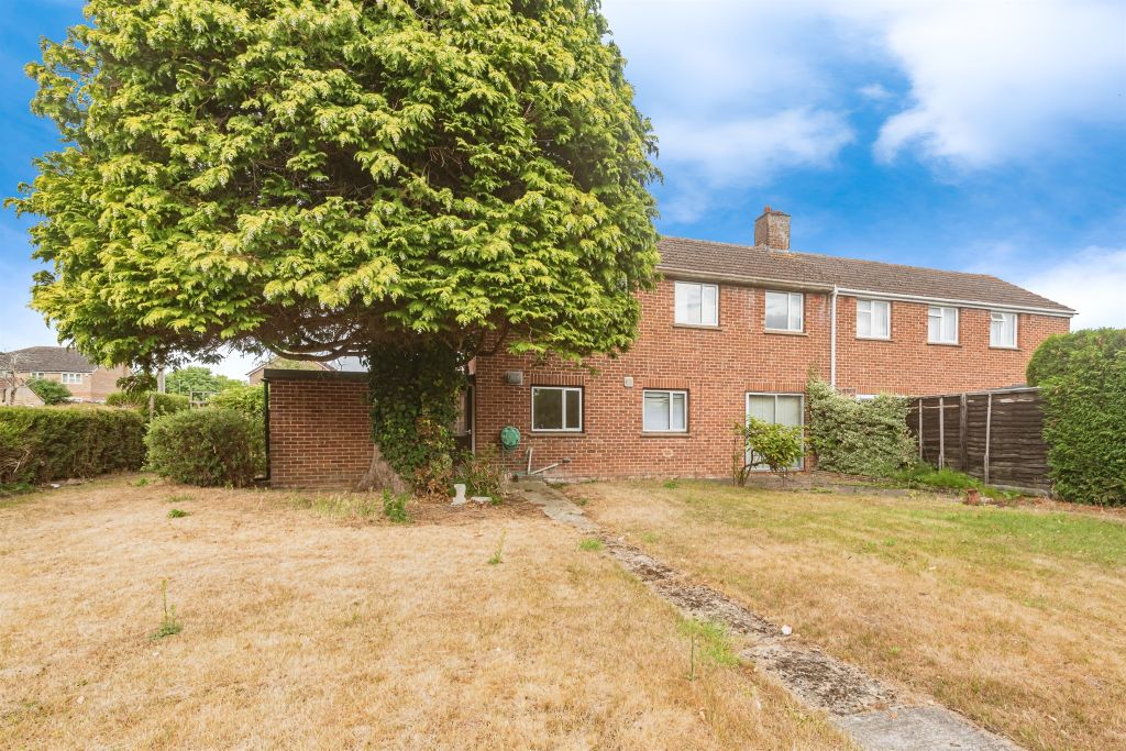 Property photo 2 of 17