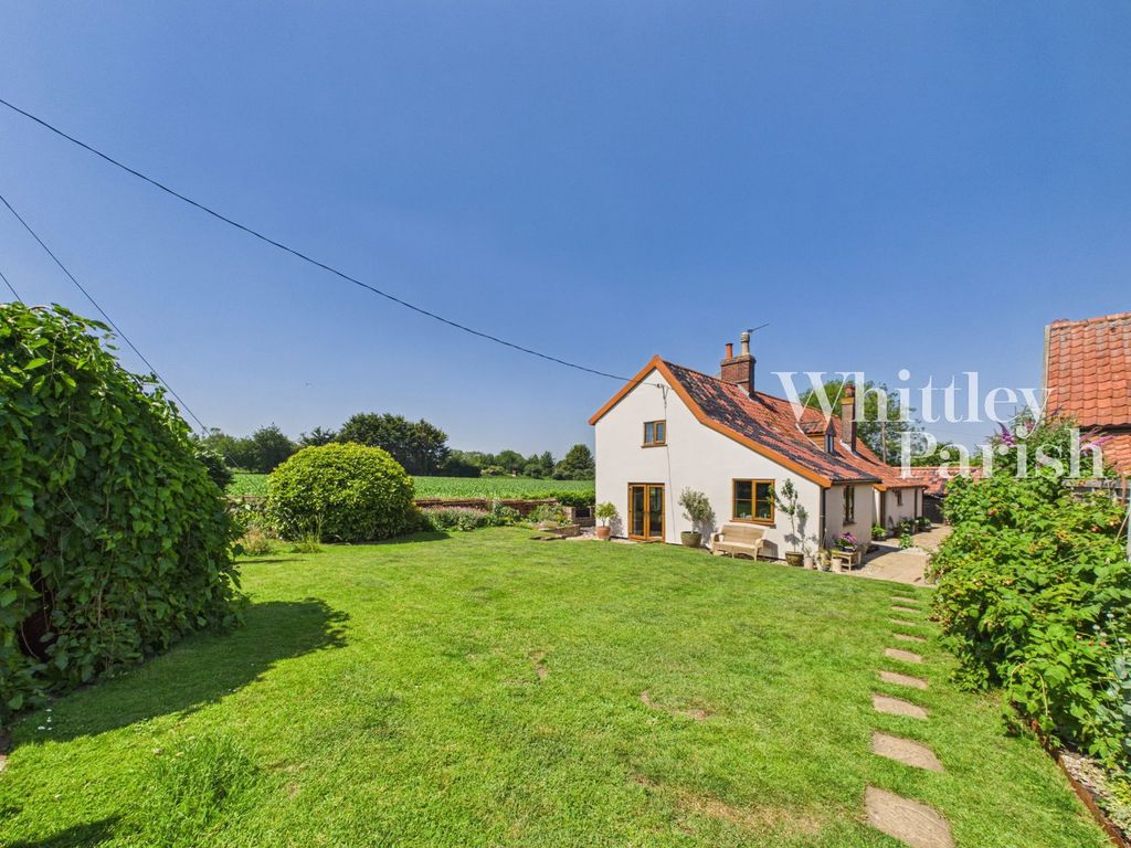 Property photo 3 of 32
