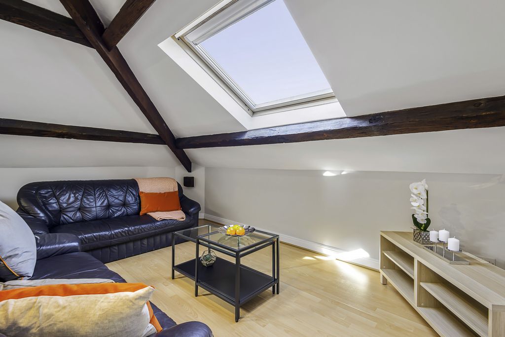 Property photo 1 of 6 Property Photo