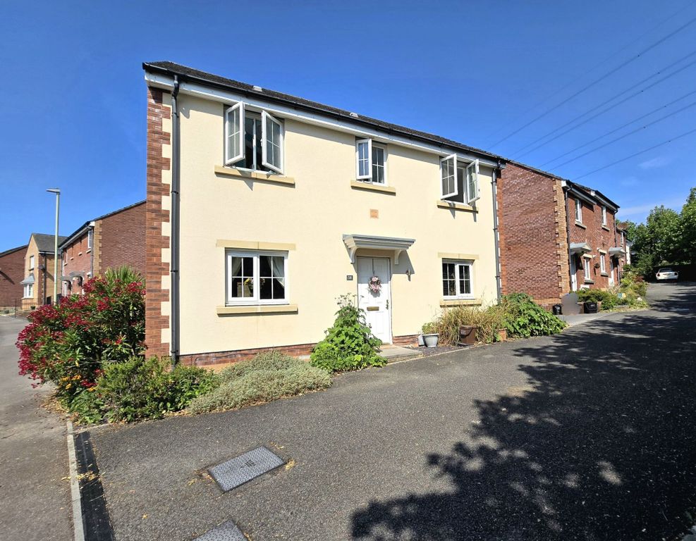 Property photo 1 of 33