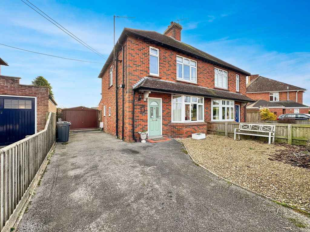 Property photo 1 of 28