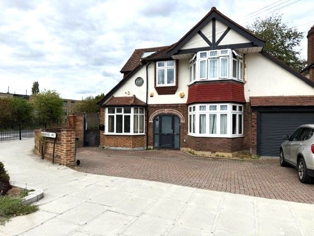 Property photo 1 of 8