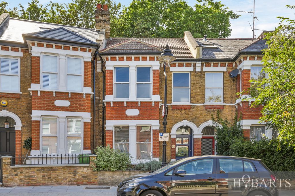 Property photo 1 of 17 4-Double Bedroom Victorian Terraced For Sale