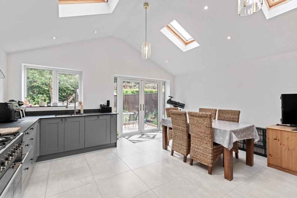 Property photo 3 of 17 Photo 3