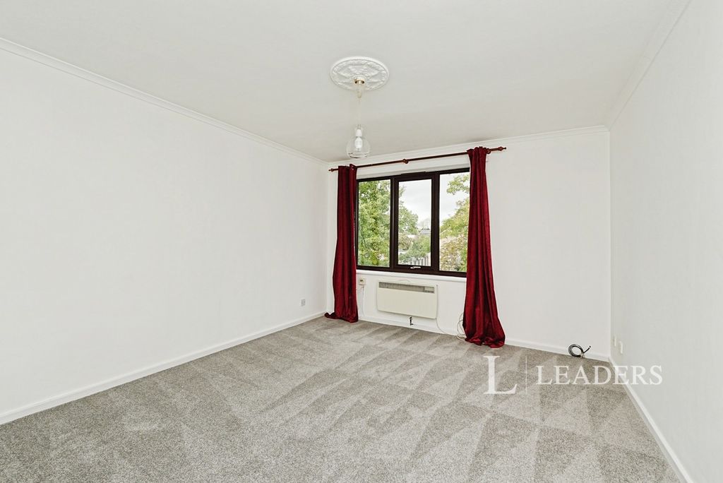 Property photo 3 of 14 Pbox-Img.Jpg