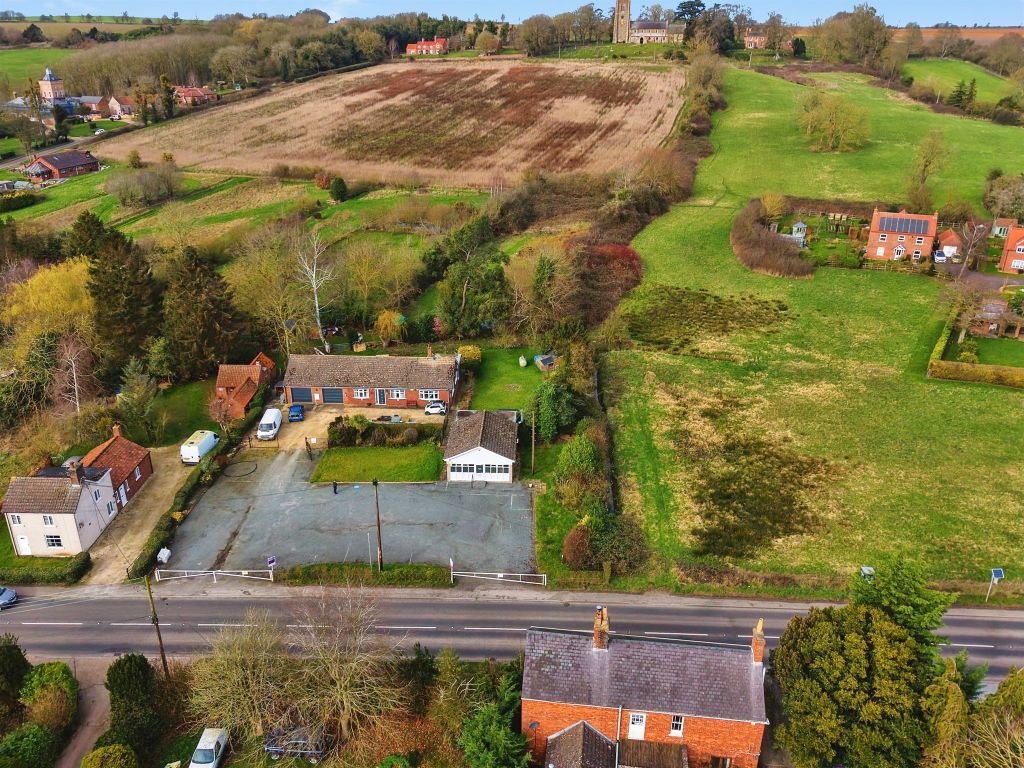 Property photo 3 of 32