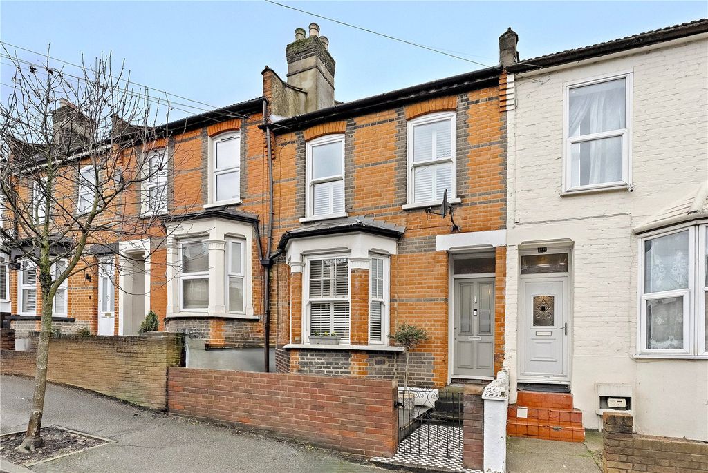 Property photo 1 of 18 Picture No. 01