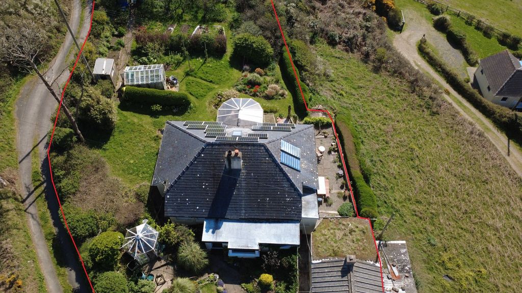 Property photo 3 of 48