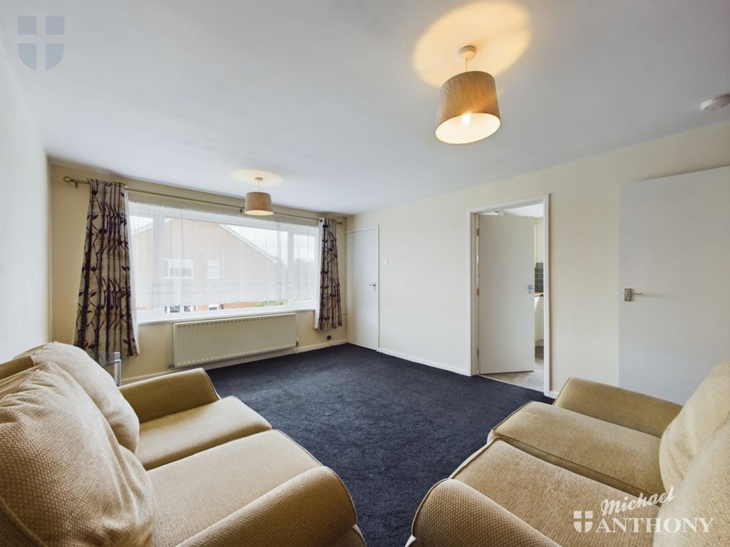 Property photo 2 of 8 Cam01064G0-Pr0467-Still025
