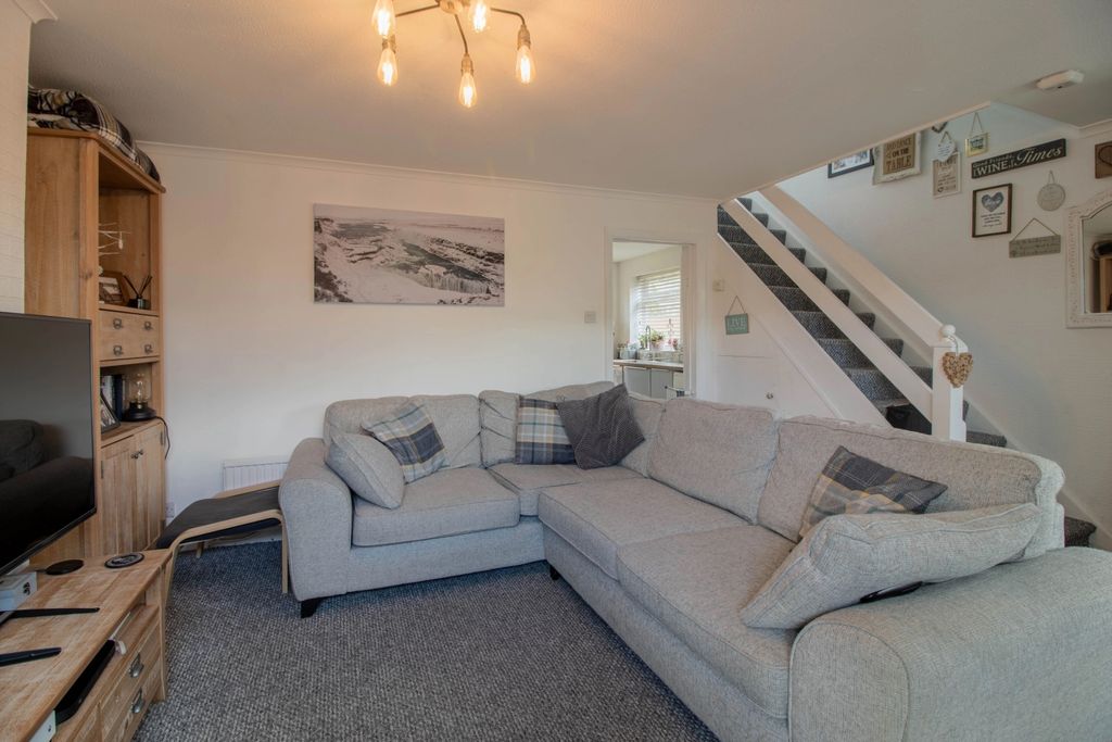 Property photo 3 of 12 805461 - Living Room 2