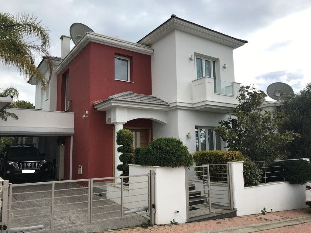 Property photo 1 of 31