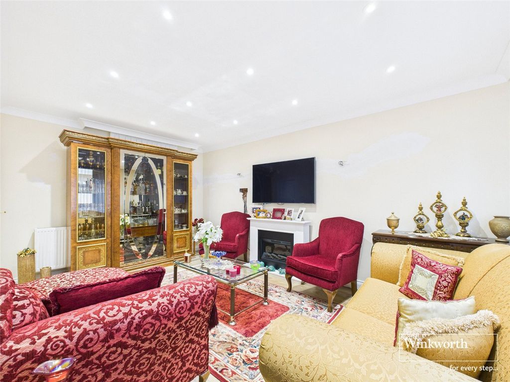 Property photo 3 of 29 Picture No. 42