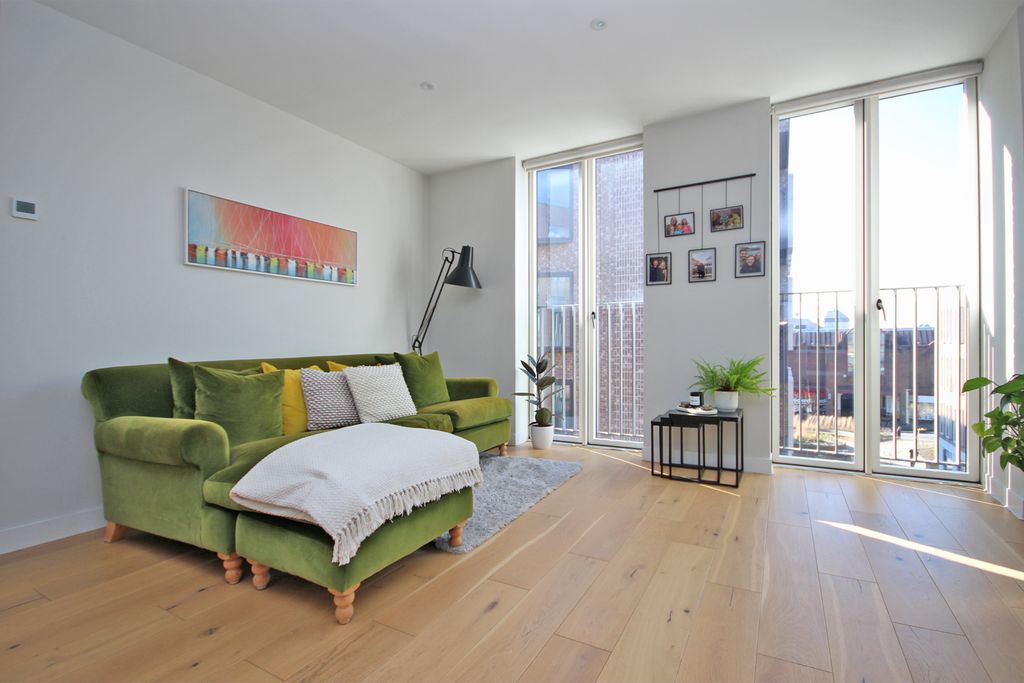 Property photo 2 of 10 15Hhloung