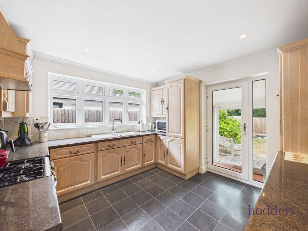 Property photo 3 of 26 Picture No. 04