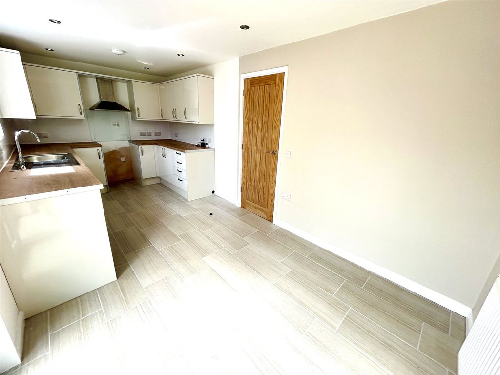 Property photo 3 of 12 Picture No. 07