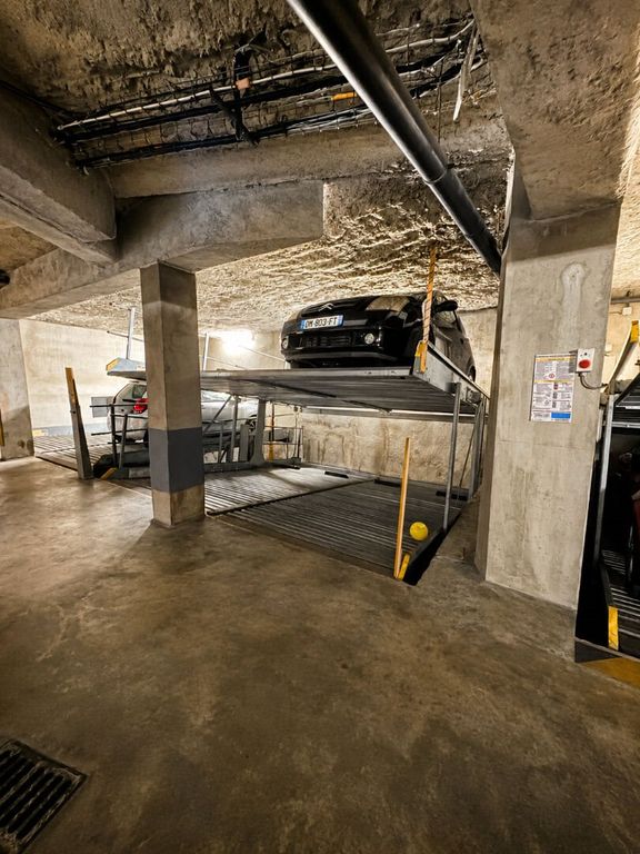 Property photo 1 of 1 Parking Sanary Sur Mer