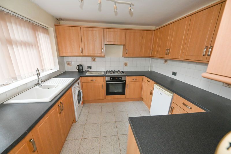 Property photo 3 of 10 Photo 25