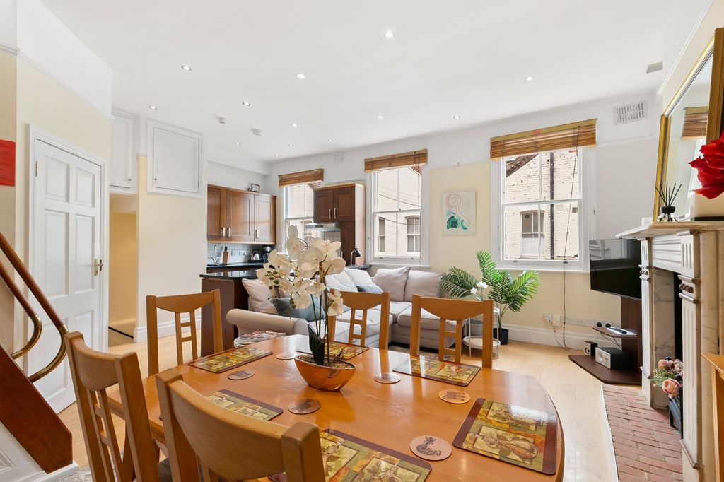 Property photo 3 of 16