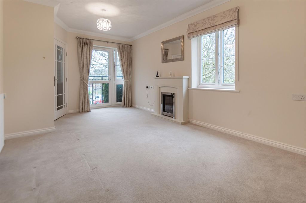 Property photo 2 of 11 3_72808.Jpg