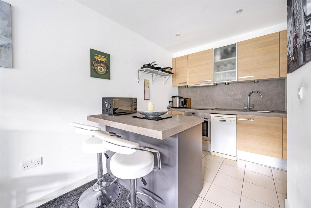 Property photo 3 of 12 Picture No. 05
