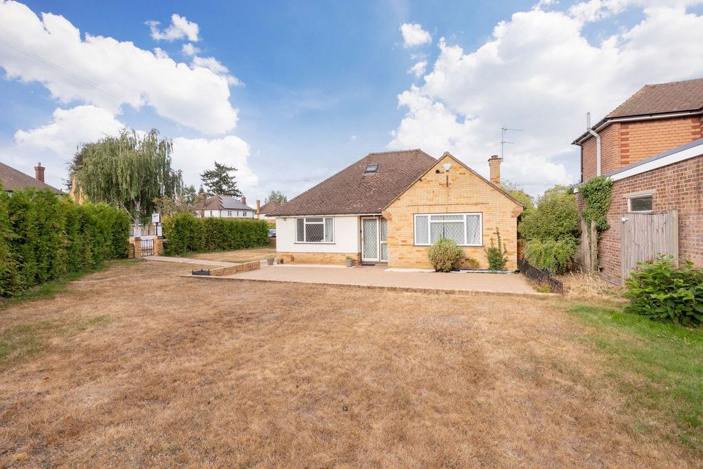 Property photo 1 of 18
