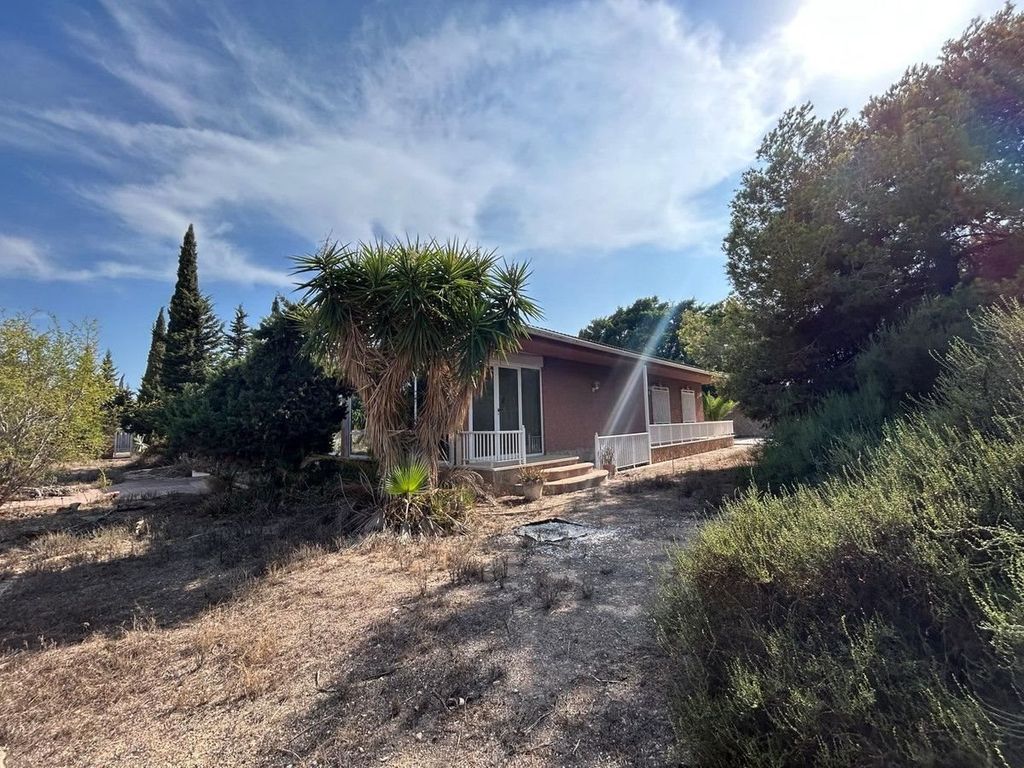 Property photo 3 of 50