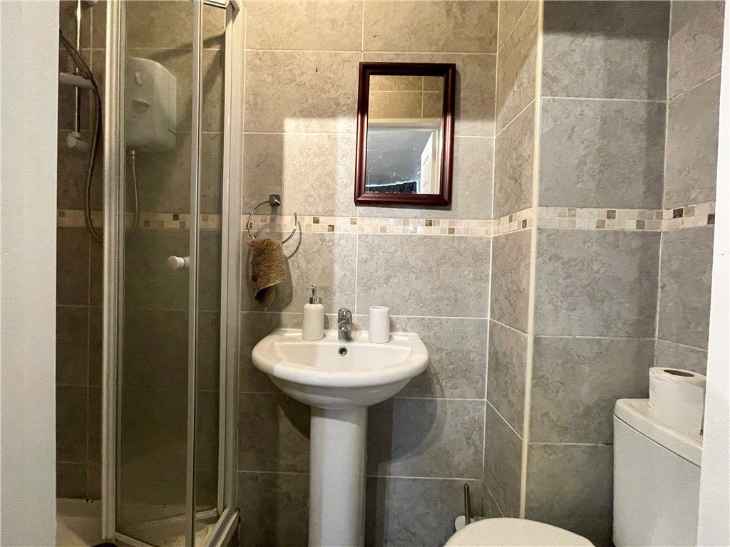 Property photo 2 of 4 Bathroom