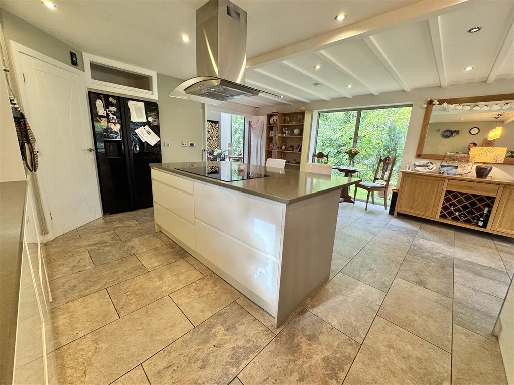 Property photo 3 of 33 Img_9548.Jpeg