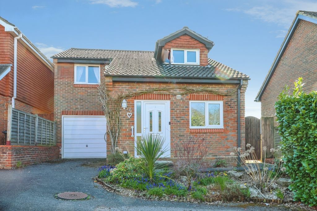 Property photo 1 of 19 Pbox-Img.Jpg