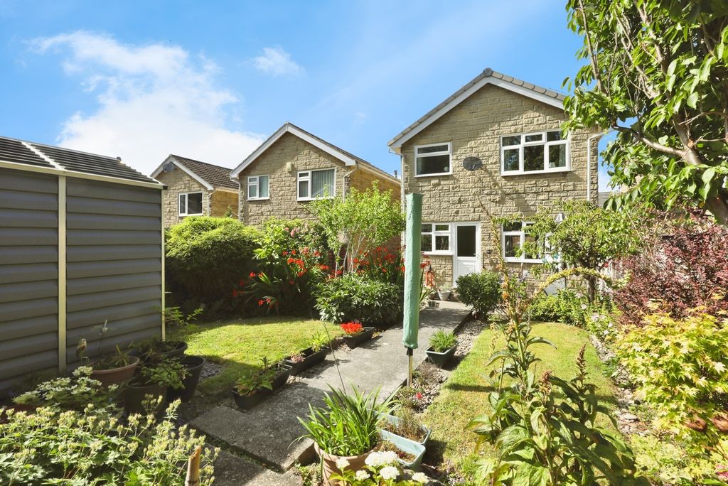 Property photo 1 of 17 Photo