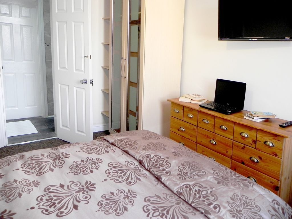 Property photo 2 of 3