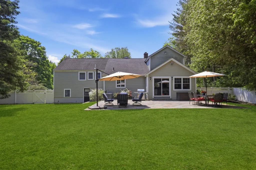 Property photo 2 of 30 <Alttext/>