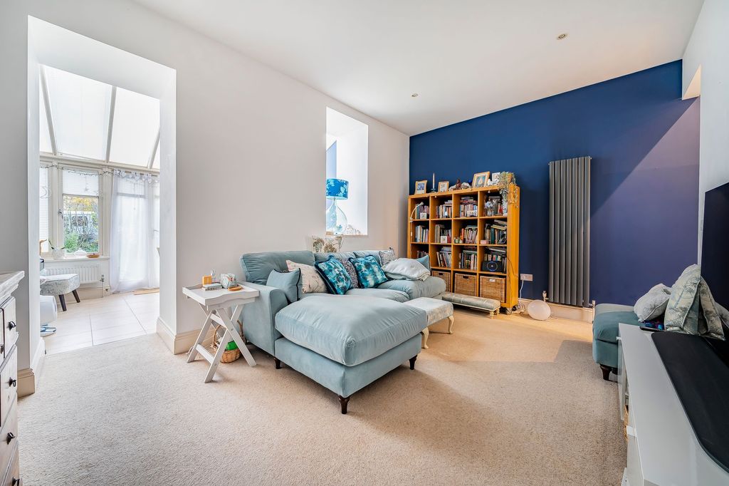 Property photo 2 of 13 Sitting Room