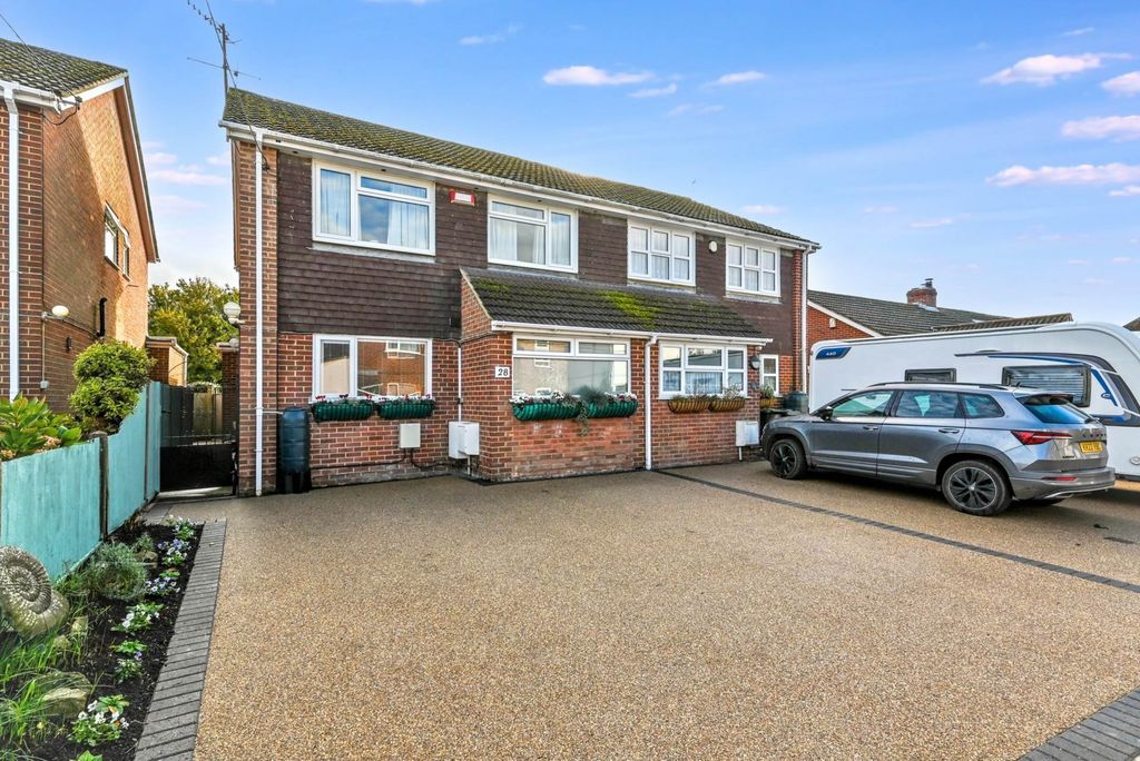 Property photo 3 of 20