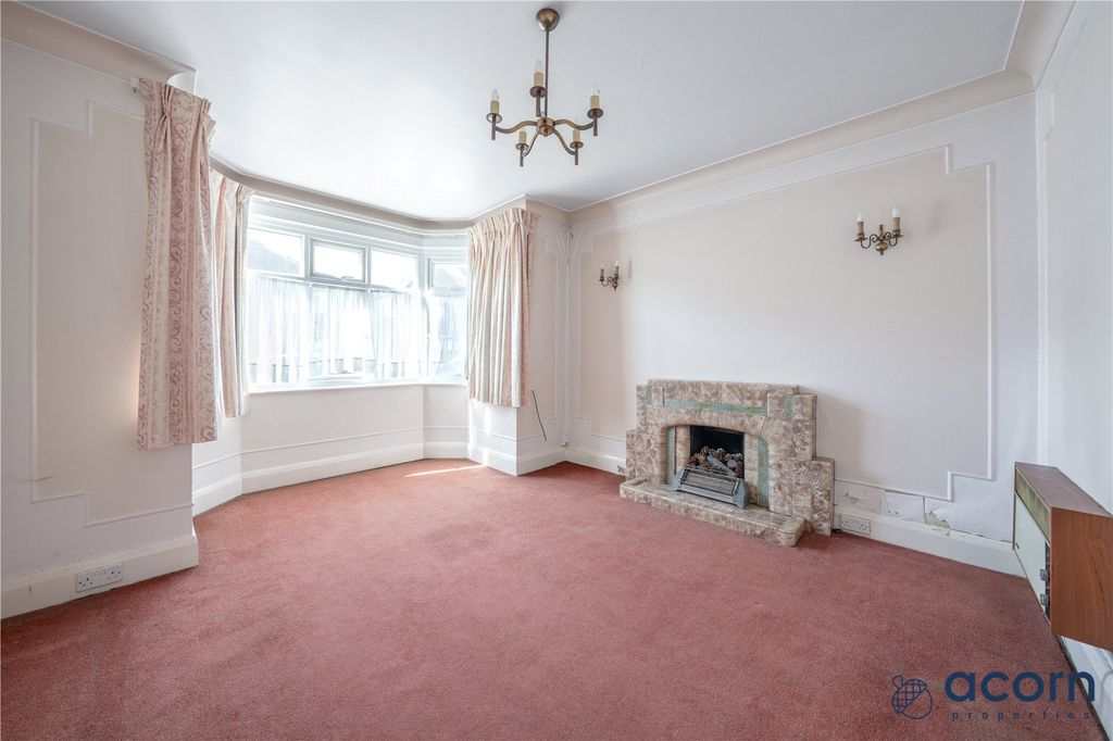 Property photo 3 of 21 Picture No. 09